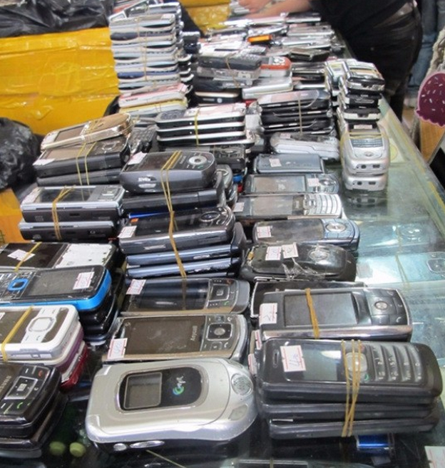 废旧手机回收率低背后的真相究竟是什么?