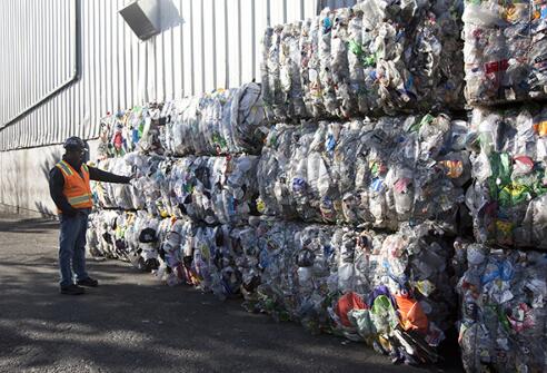 中国垃圾进口禁令与发达国家绿色产业升级