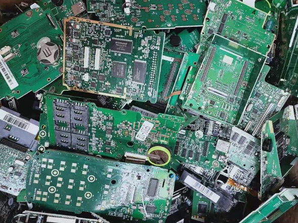 废旧电路板回收高利润 提炼金银铜和拆解处理方法全在这-爱博绿