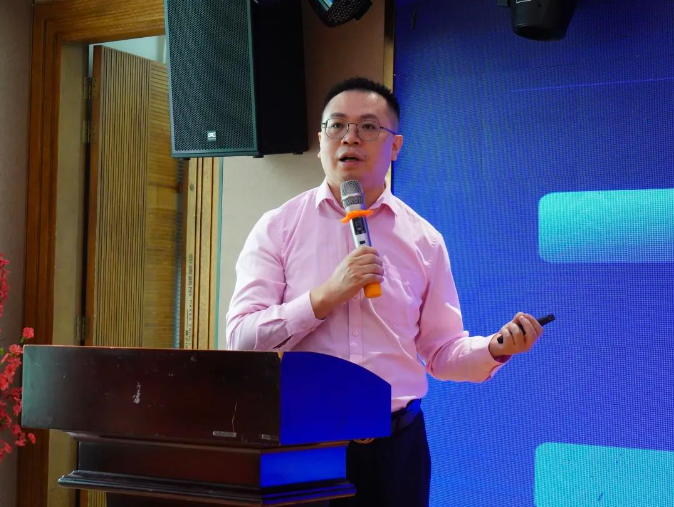 爱博绿CEO唐百通唐总致词 爱博绿CEO唐百通唐总致词