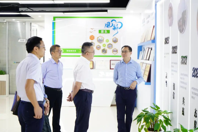 深圳市商务局流通产业促进中心领导一行莅临爱博绿考察指导 深圳市商务局流通产业促进中心领导一行莅临爱博绿考察指导