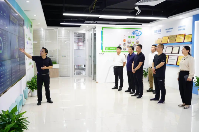 河南省领导一行莅临爱博绿考察指导 河南省领导一行莅临爱博绿考察指导