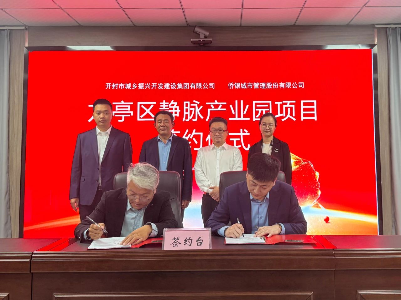 2ced75e8ddfe018d0f37dccde4457459.jpg 2ced75e8ddfe018d0f37dccde4457459.jpg